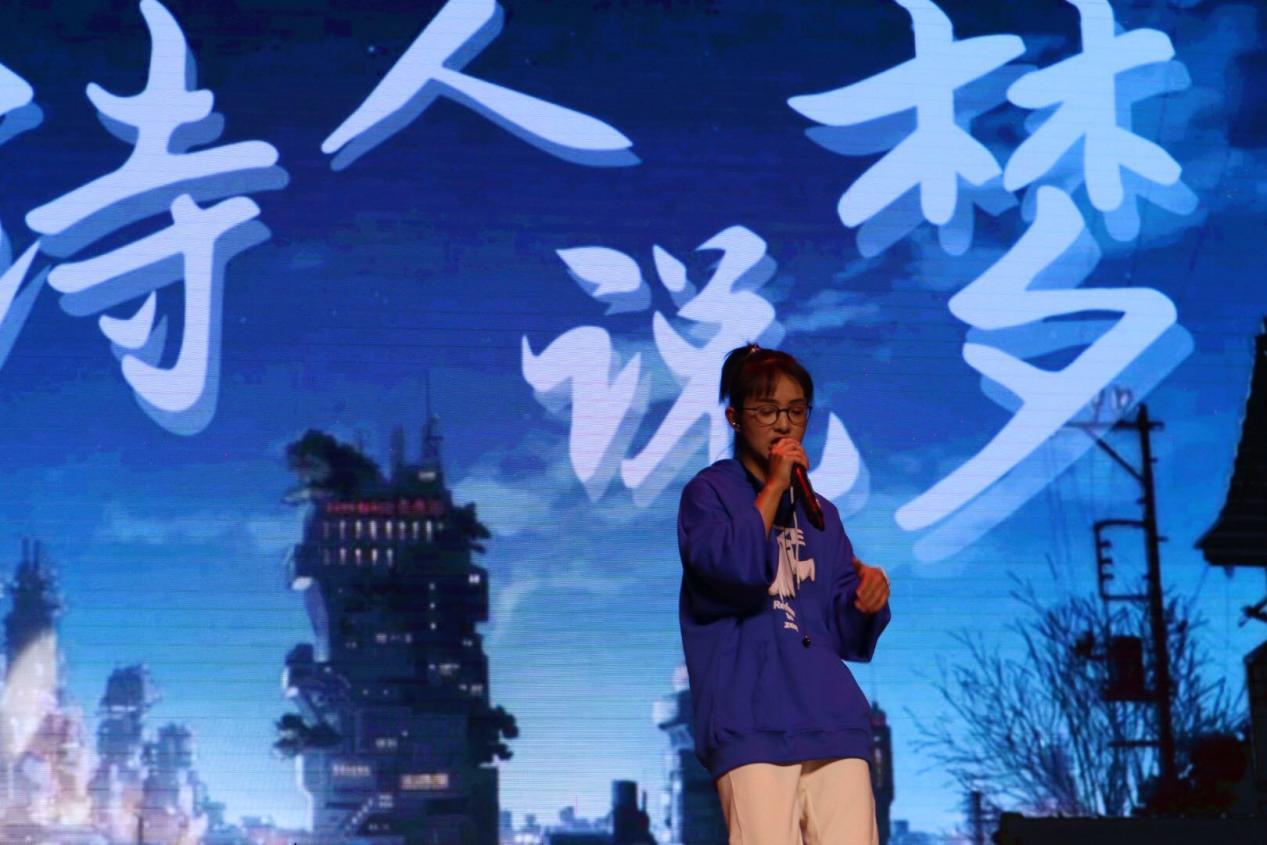 E06C8AE30A064FAAD4DFE12690D525D1