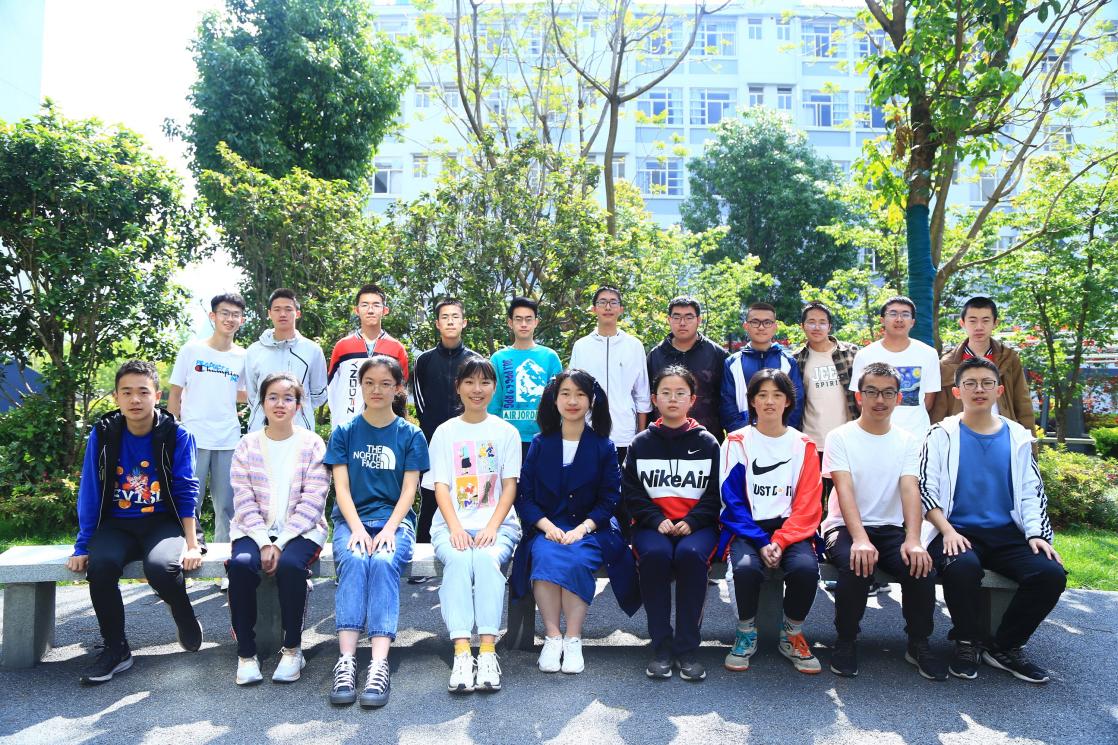 C:\\Users\\cache\\Desktop\\高三考试优异师生\\nEO_IMG_IMG_5009.jpgnEO_IMG_IMG_5009