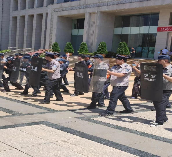 C:\\Users\\ADMINI~1\\AppData\\Local\\Temp\\WeChat Files\\200c689c0ff1d0798e7194be5abdaf2.jpg