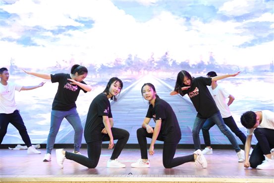 C:\\Users\\Administrator\\Desktop\\歌舞\\IMG_3874.JPG