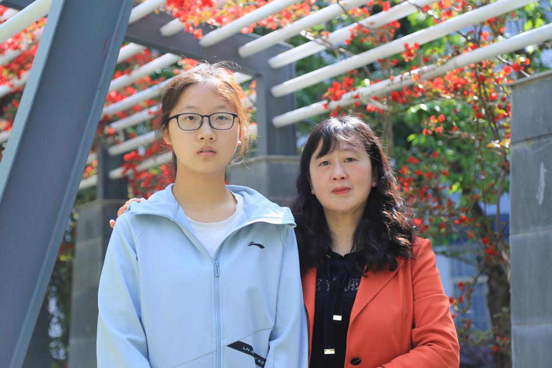 C:\\Users\\cache\\Desktop\\高三考试优异师生\\nEO_IMG_IMG_4964.jpgnEO_IMG_IMG_4964