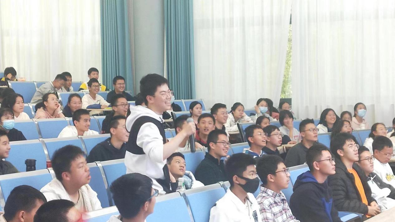 897b8ff530d4f9161c5fc6df13bca24