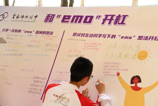 5021cf123b811b812ad8d8389c90110