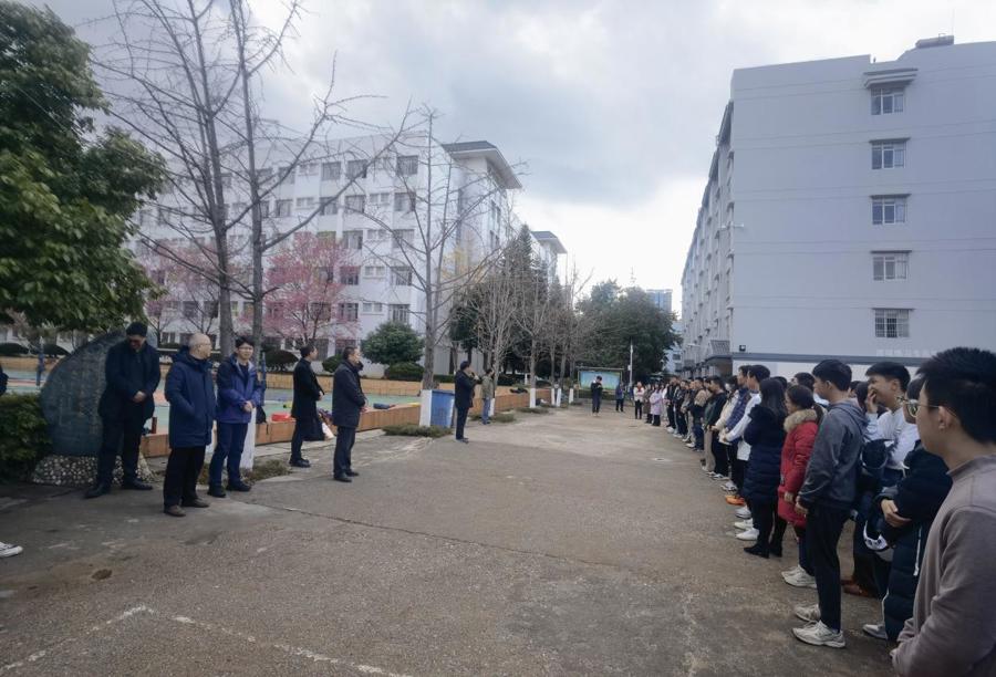 0b0fe713e683415c5193e68585349dc