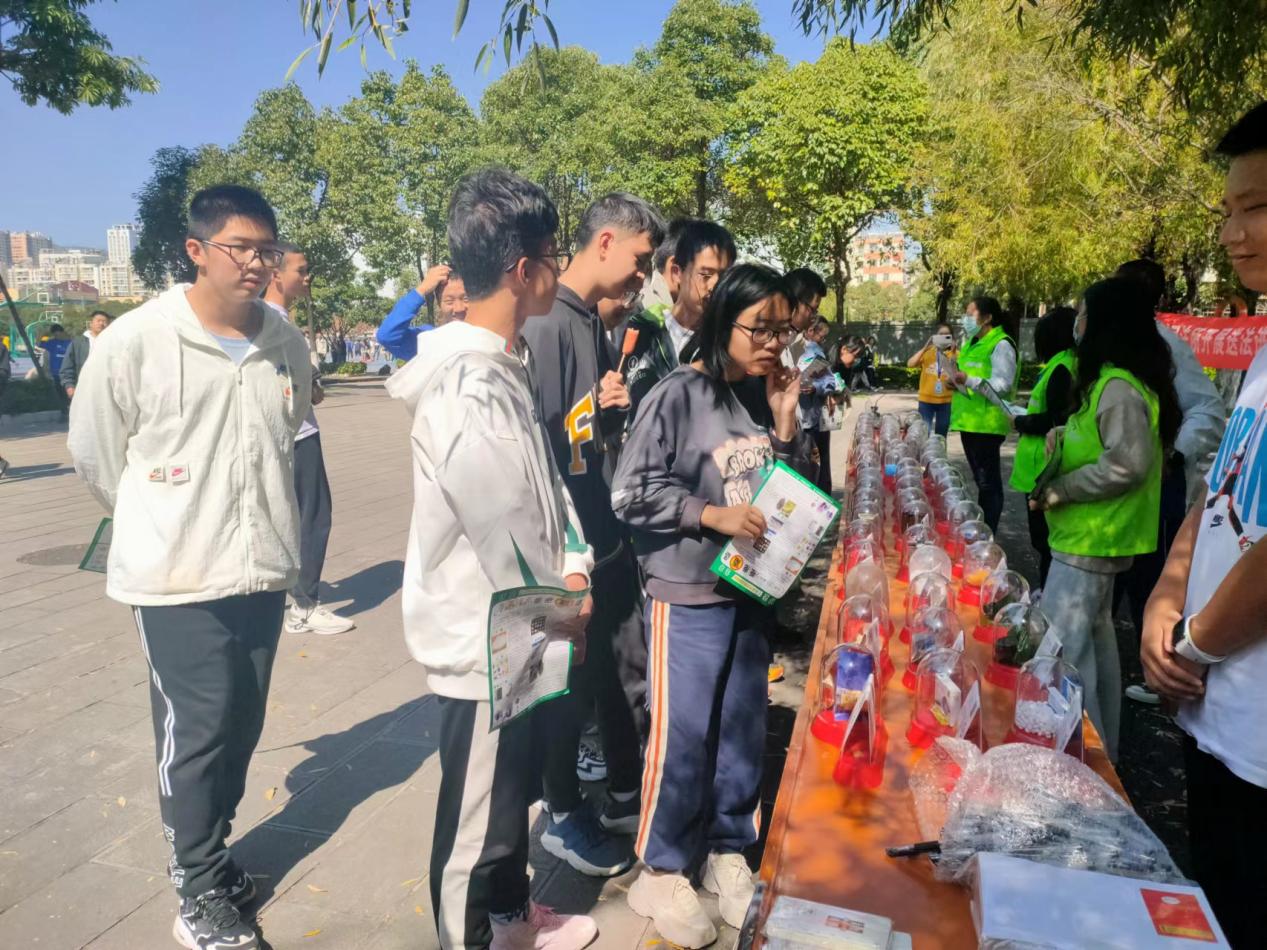 c2cc9f73102d719a5691661751af103